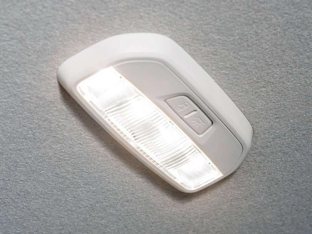 Lada Xray - фото №15