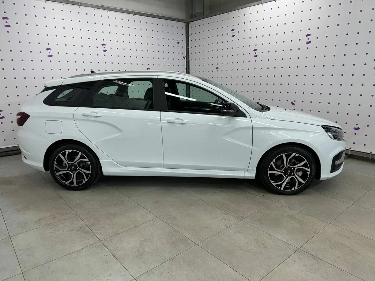 Lada Vesta SW Sportline - фото №6