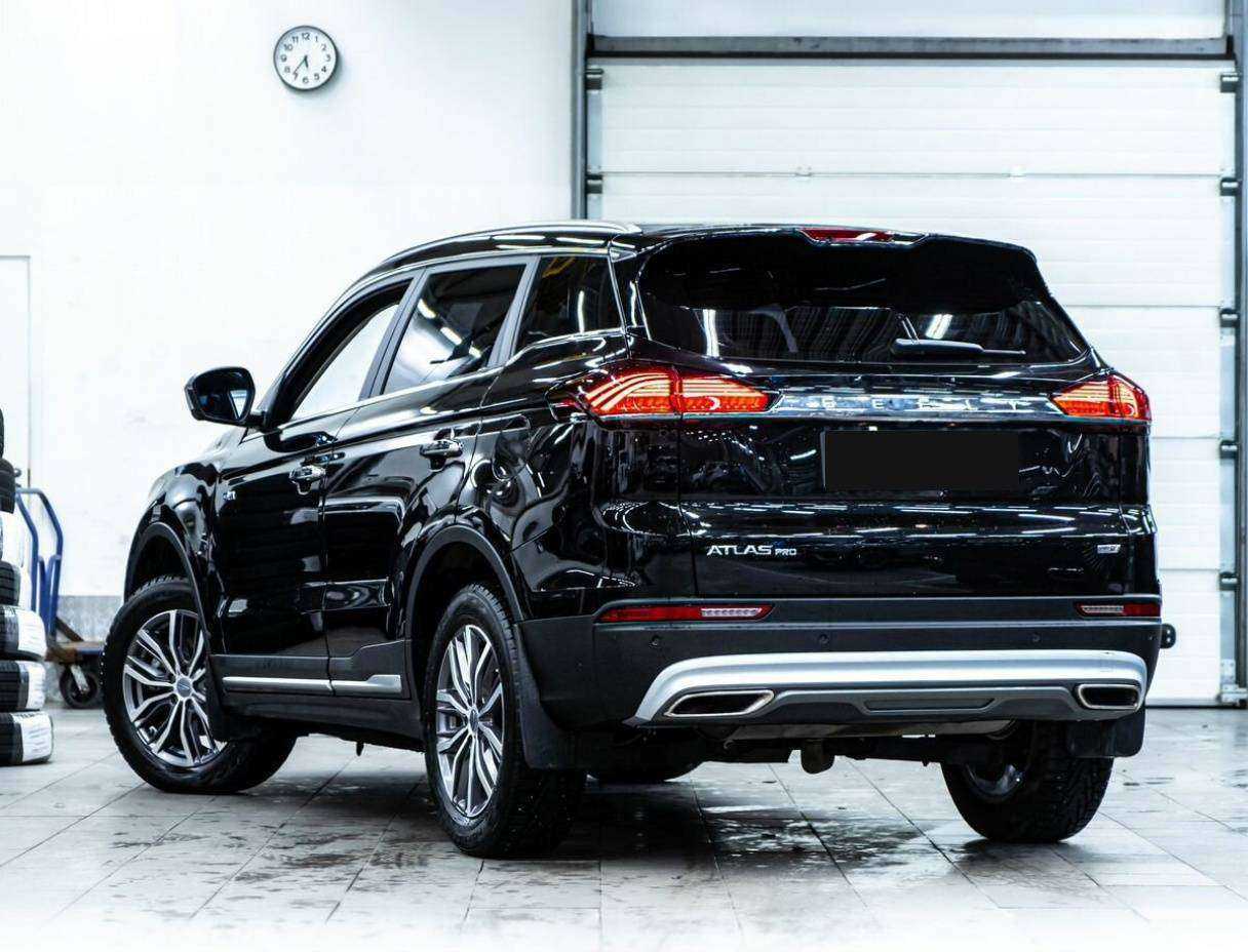 Geely Atlas Pro, 2022 - фото №4