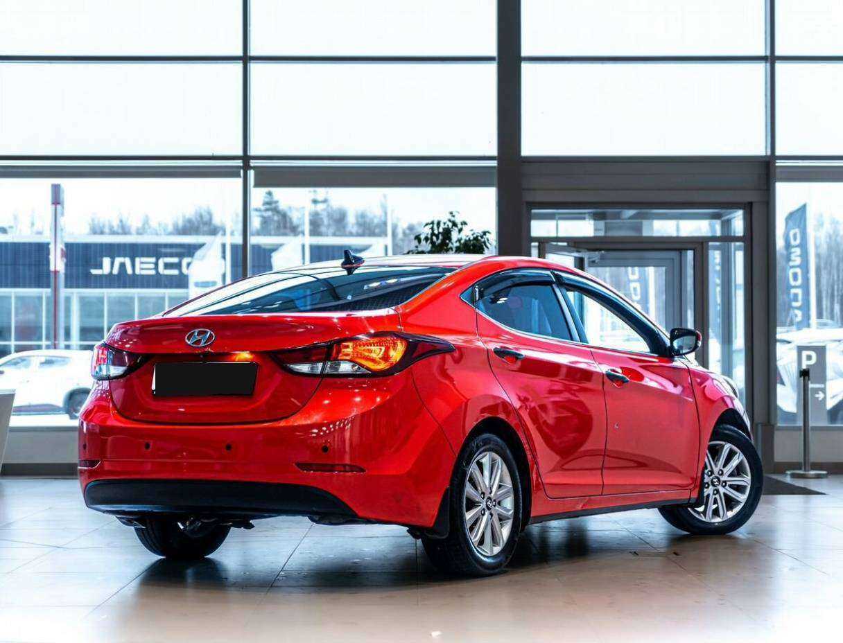 Hyundai Elantra, 2014 - фото №3