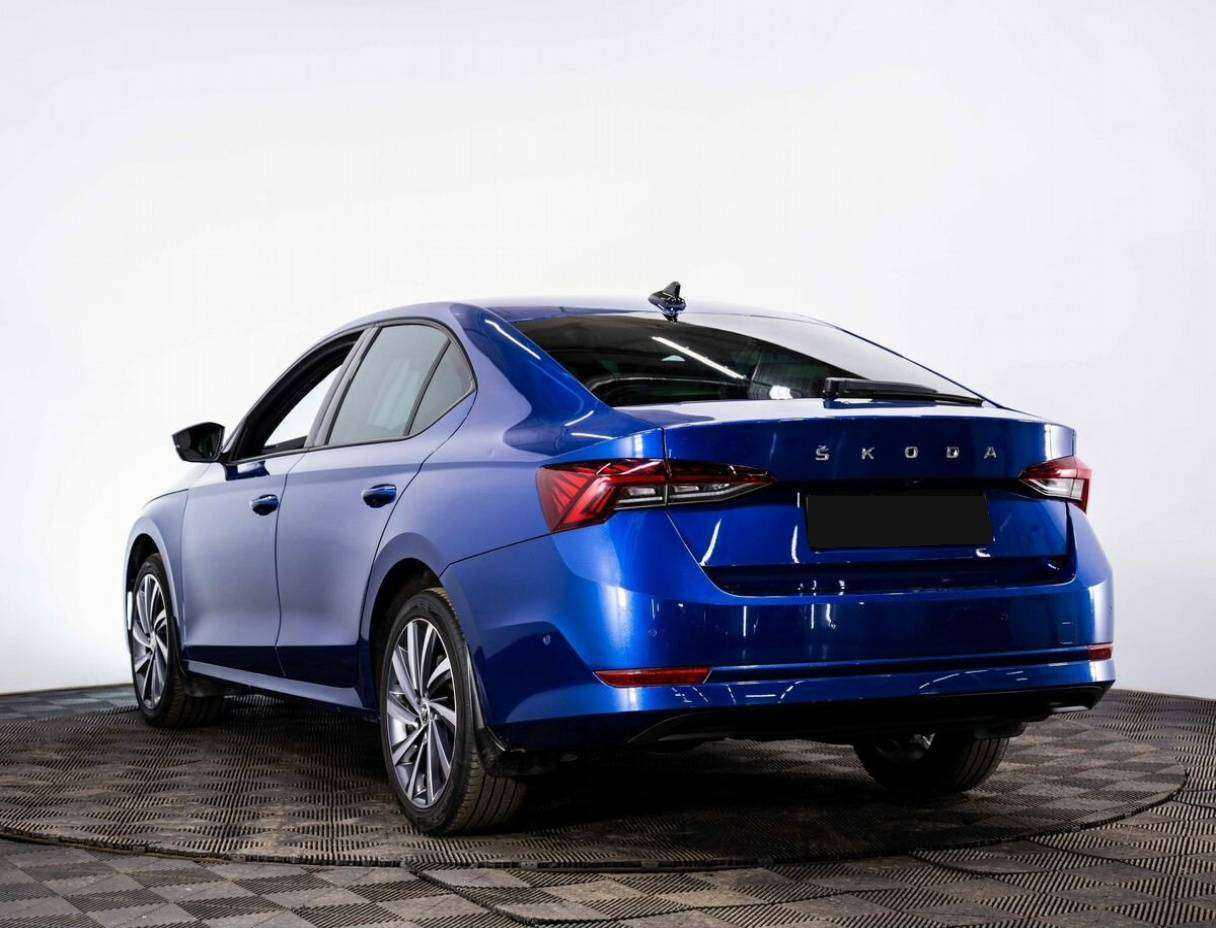 Skoda Octavia, 2021 - фото №4
