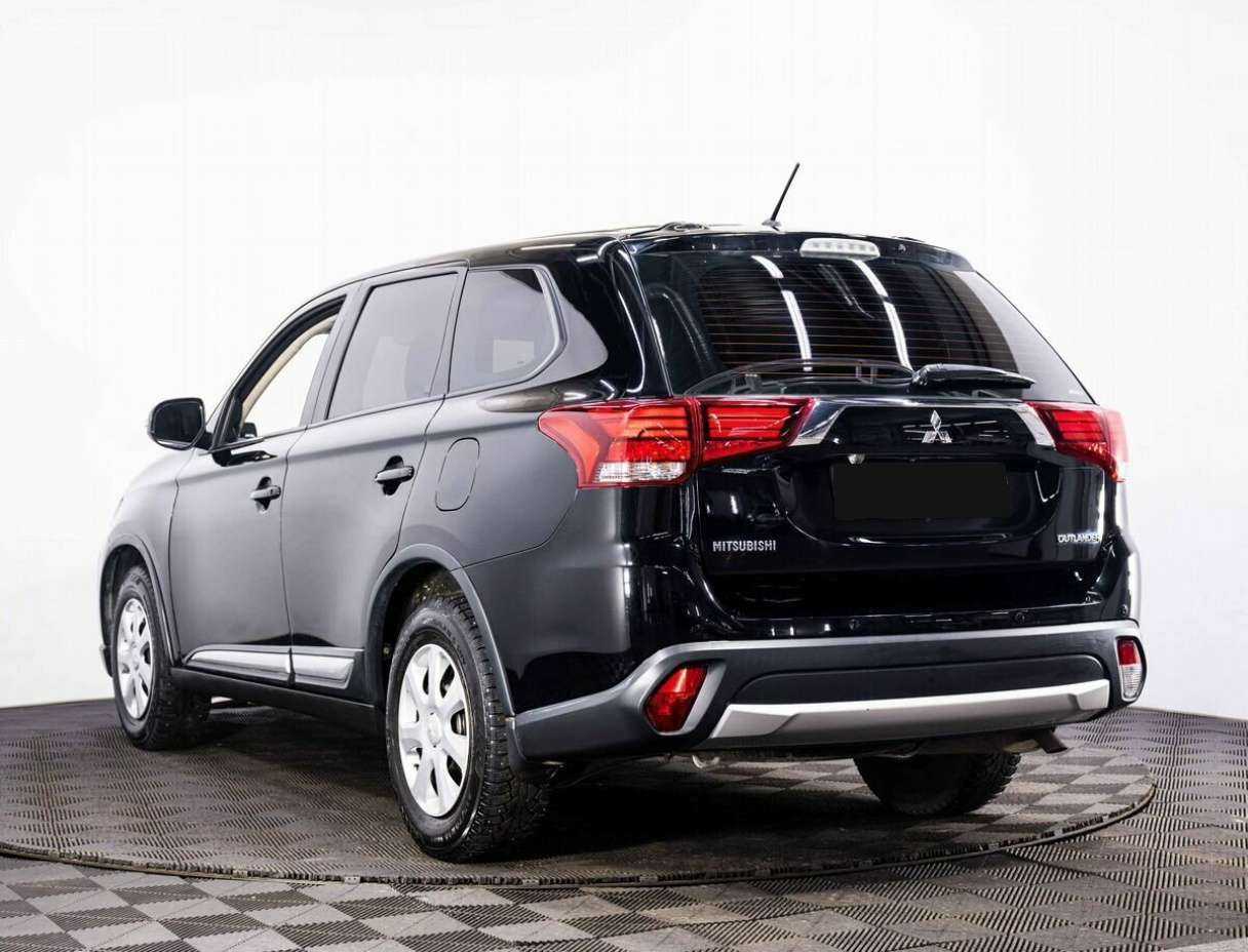Mitsubishi Outlander, 2016 - фото №4