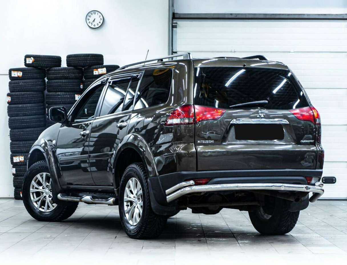 Mitsubishi Pajero Sport, 2014 - фото №4