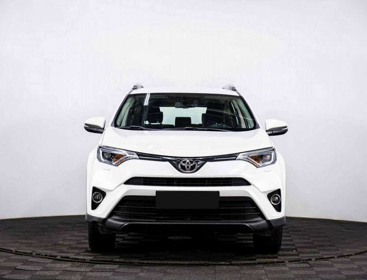 Toyota RAV4, 2019 - фото №2