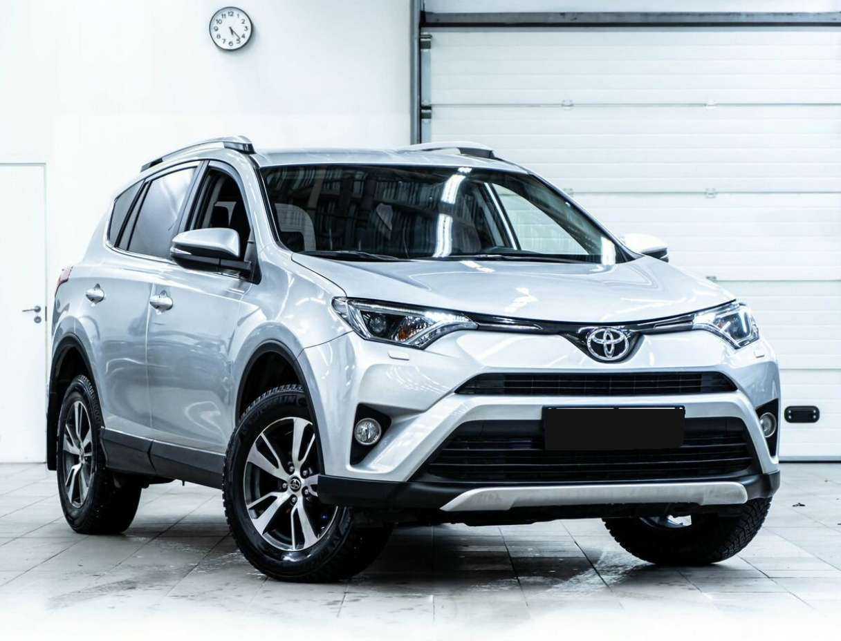 Toyota RAV4, 2016 - фото №2