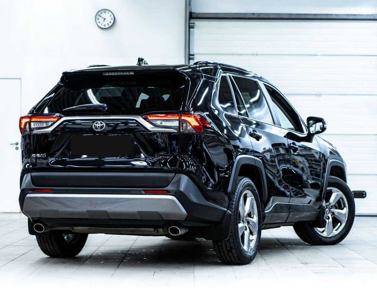 Toyota RAV4, 2019 - фото №3