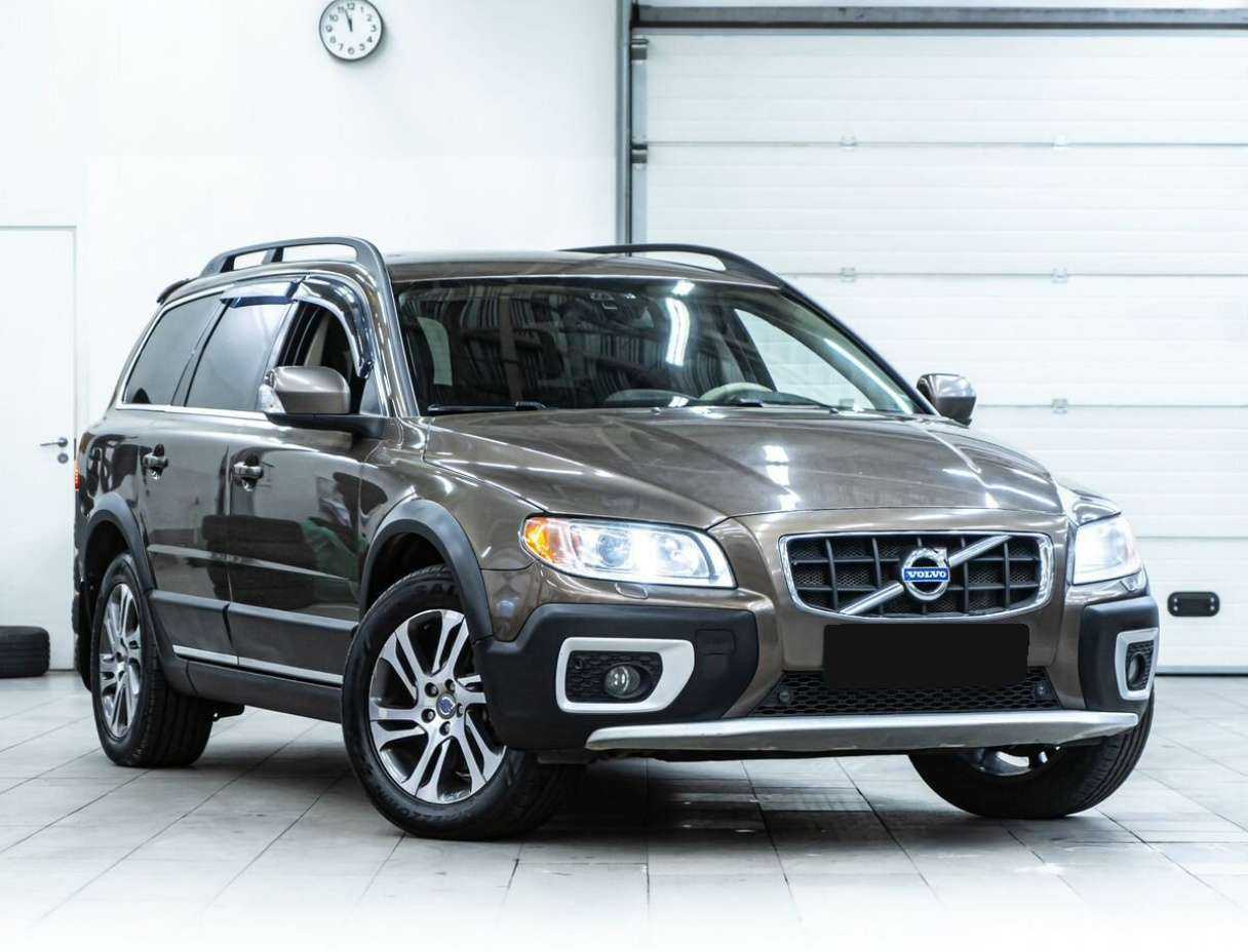 Volvo XC70, 2012 - фото №2