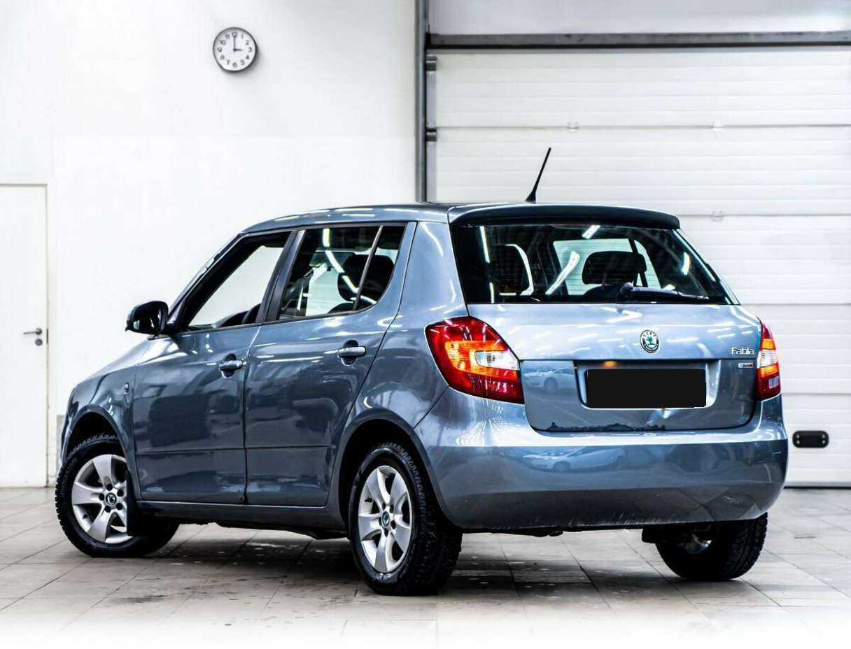 Skoda Fabia, 2012 - фото №4