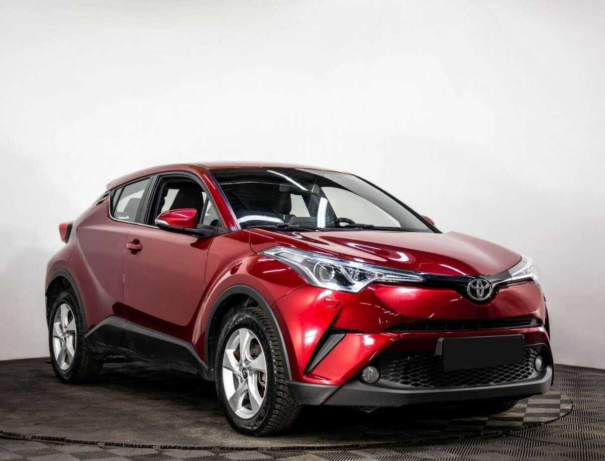 Toyota C-HR, 2018 - фото №2