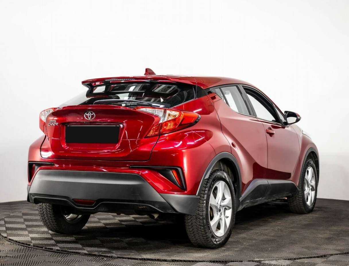 Toyota C-HR, 2018 - фото №4