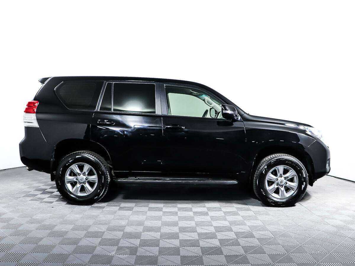 Toyota Land Cruiser Prado, 2012 - фото №4