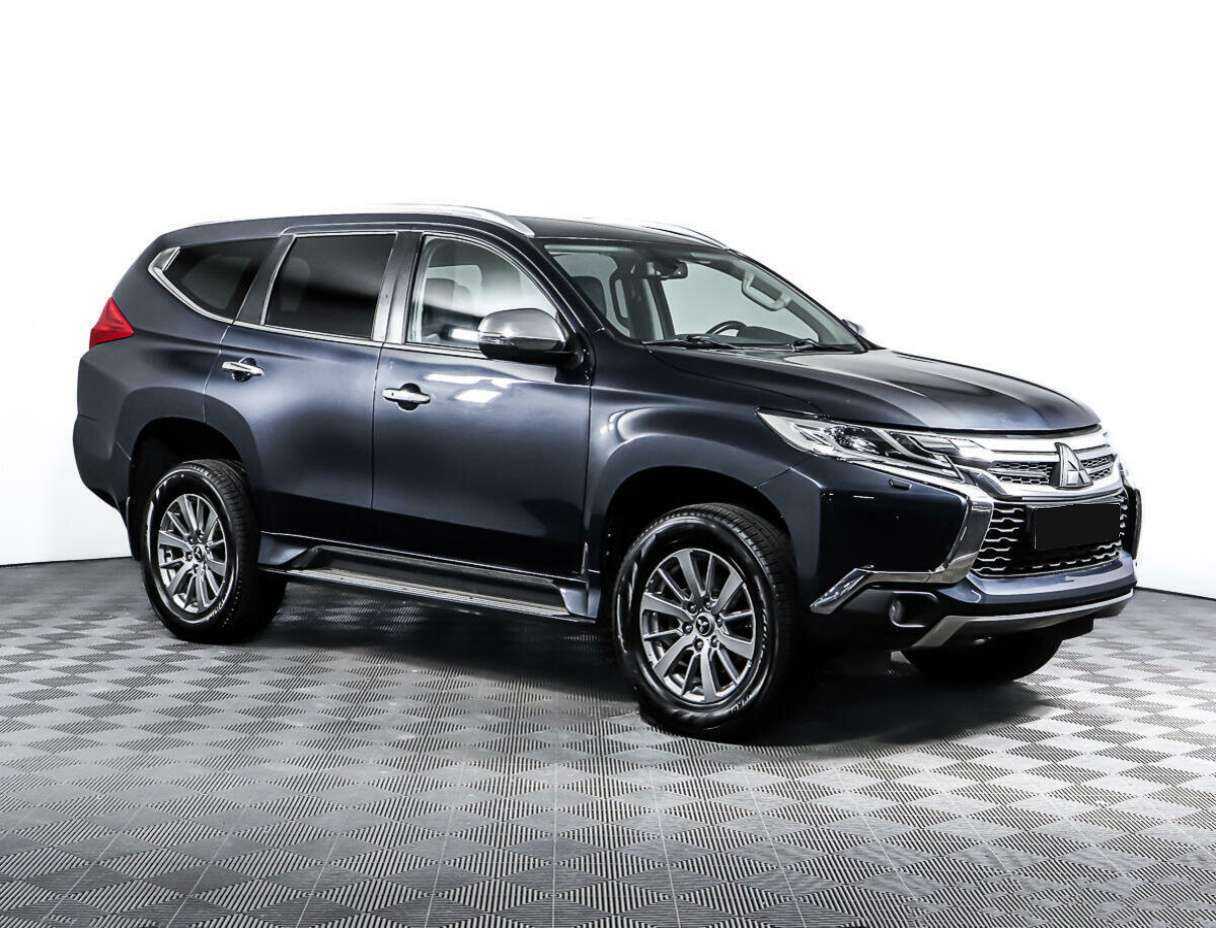 Mitsubishi Pajero Sport, 2018 - фото №3