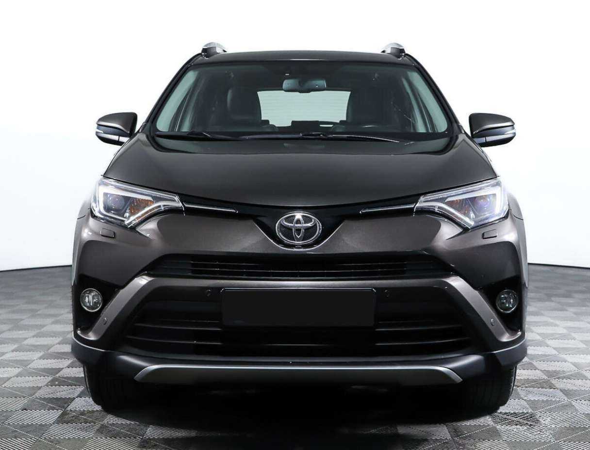 Toyota RAV4, 2018 - фото №2