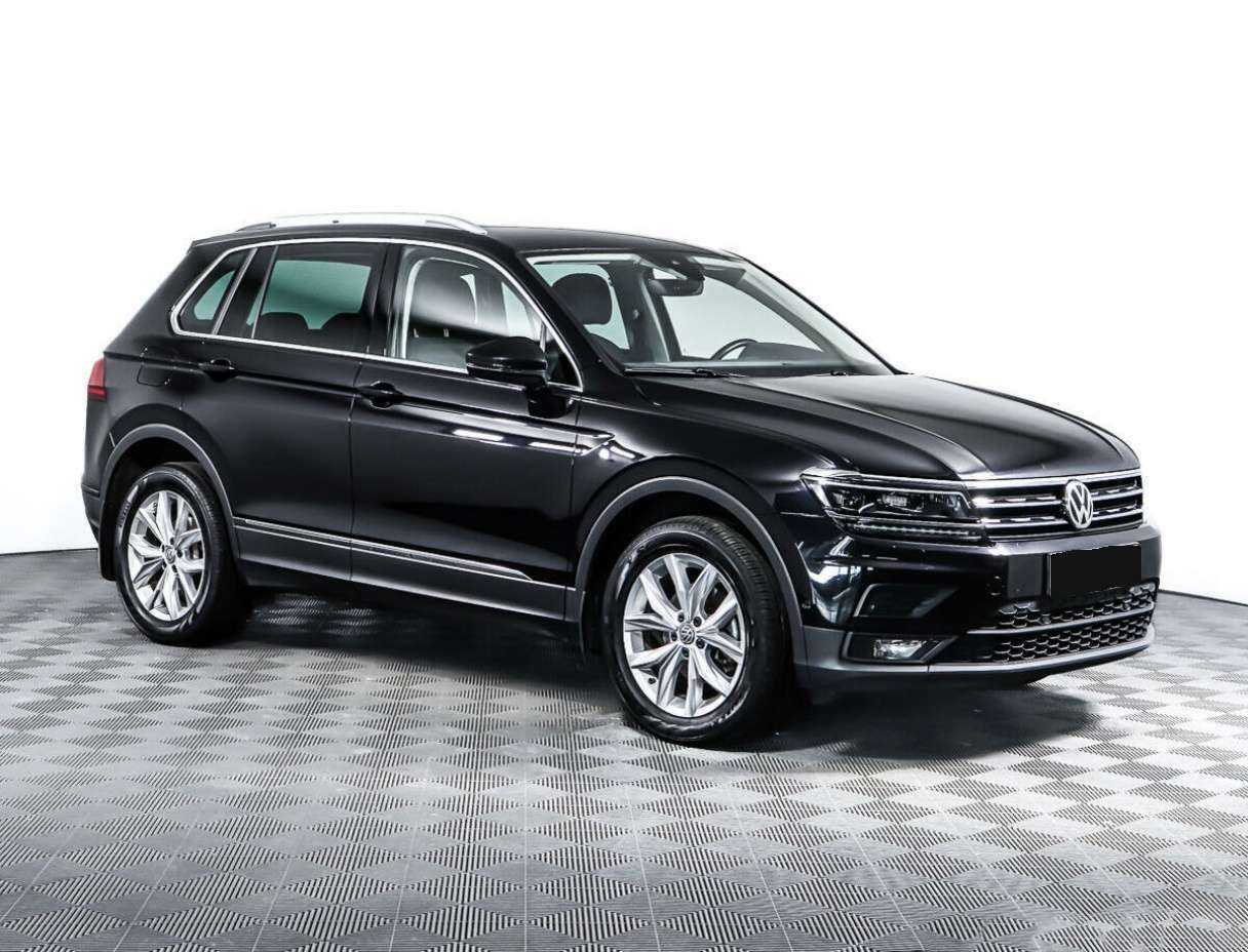 Volkswagen Tiguan, 2020 - фото №3