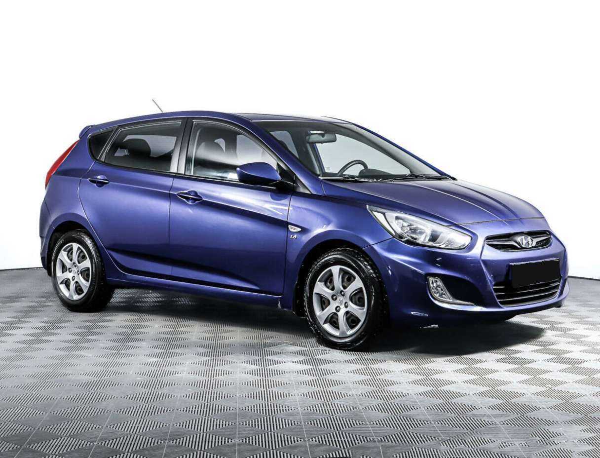 Hyundai Solaris, 2012 - фото №3