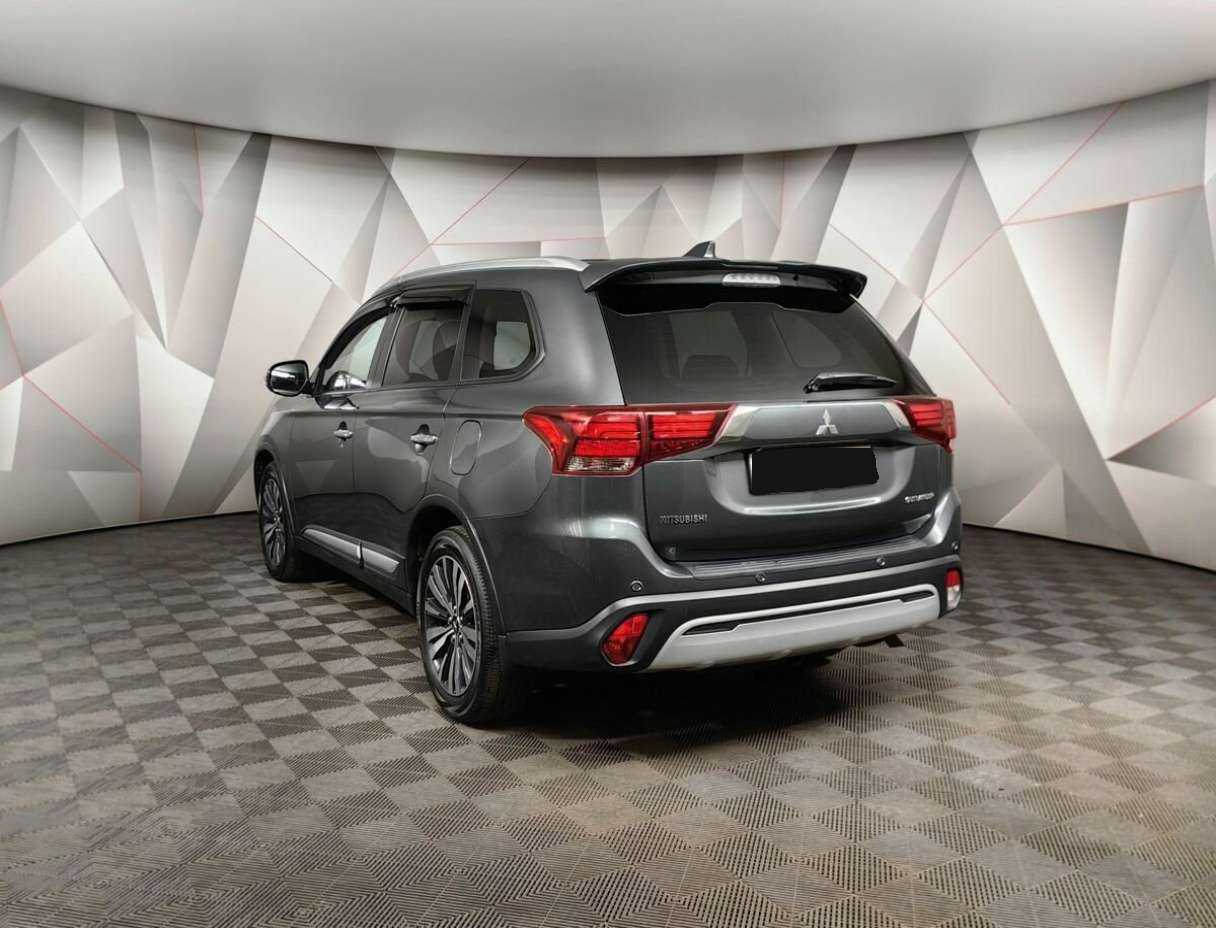 Mitsubishi Outlander, 2019 - фото №4