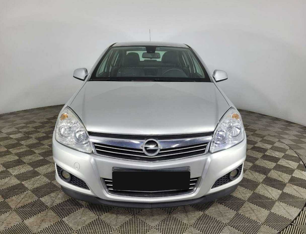 Opel Astra, 2012 - фото №2