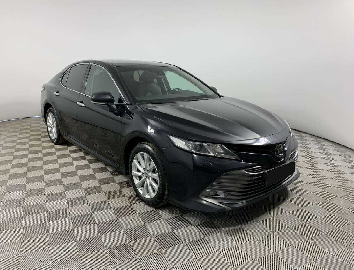 Toyota Camry, 2019 - фото №3