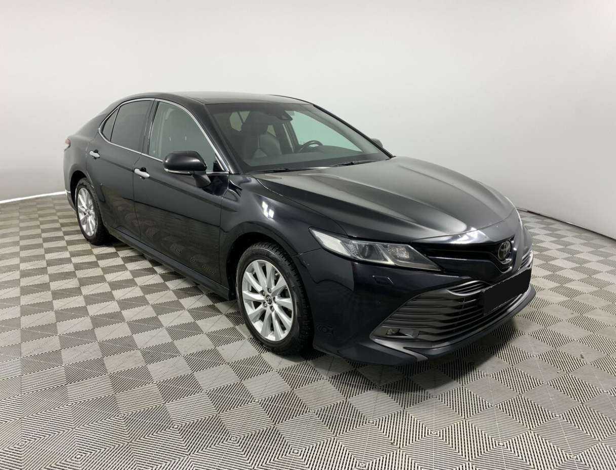 Toyota Camry, 2019 - фото №3