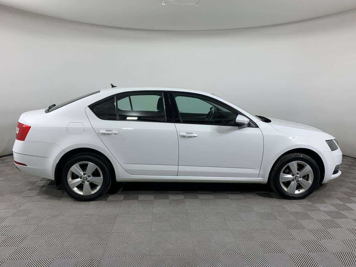 Skoda Octavia, 2019 - фото №3