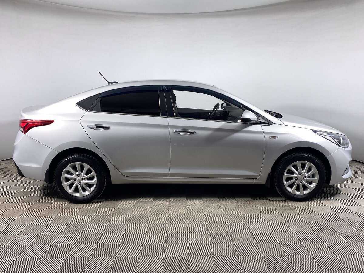 Hyundai Solaris, 2019 - фото №3