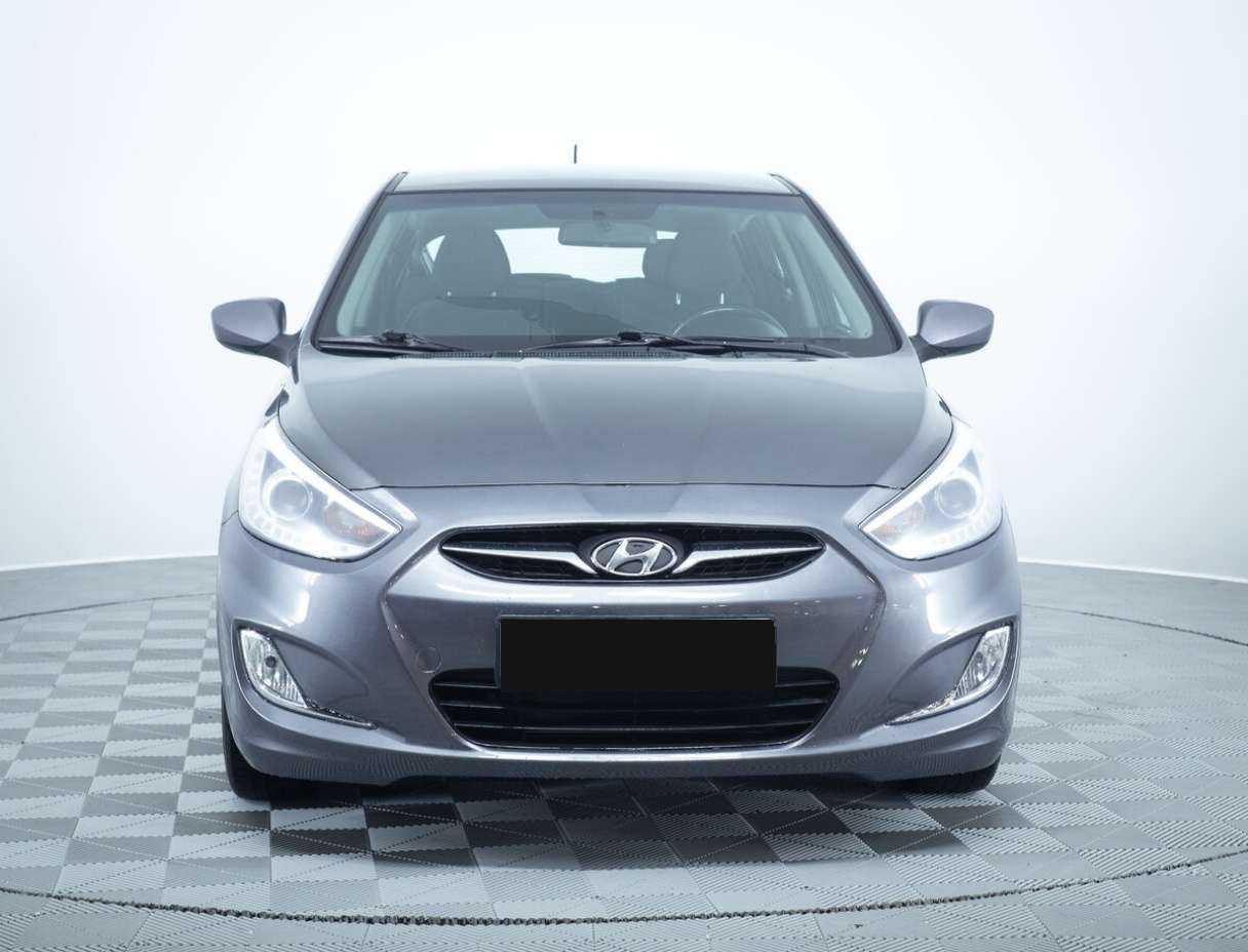 Hyundai Solaris, 2013 - фото №2