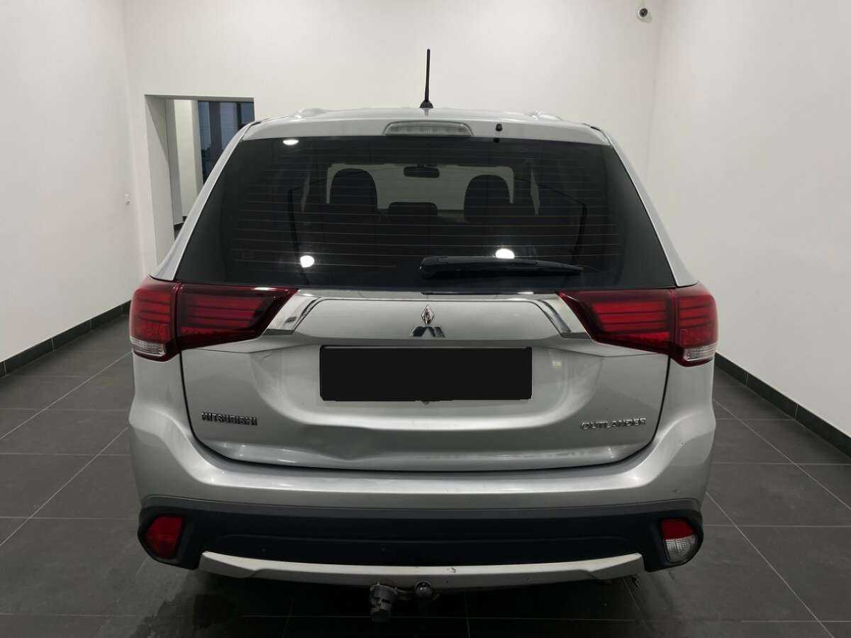 Mitsubishi Outlander, 2016 - фото №4