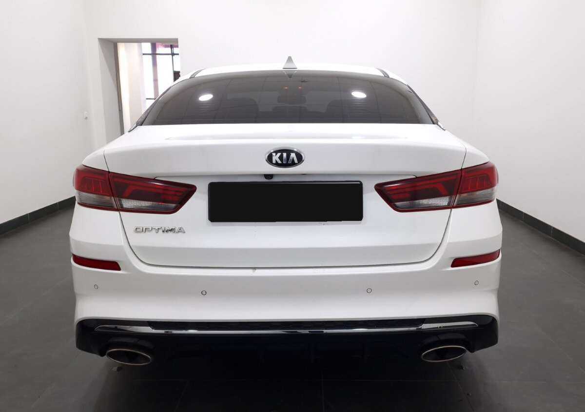 Kia Optima, 2018 - фото №3