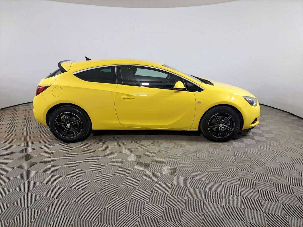 Opel Astra GTC, 2013 - фото №4