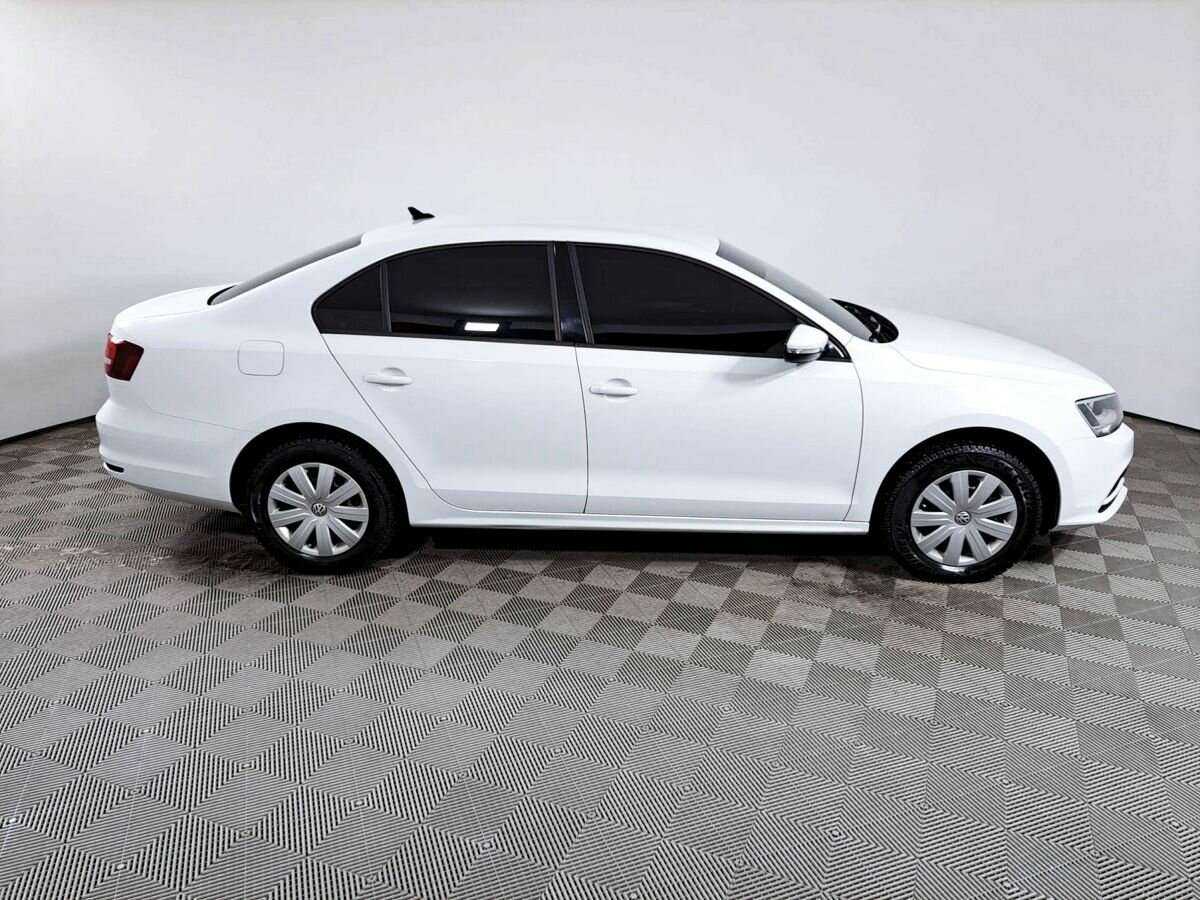Volkswagen Jetta, 2016 - фото №4