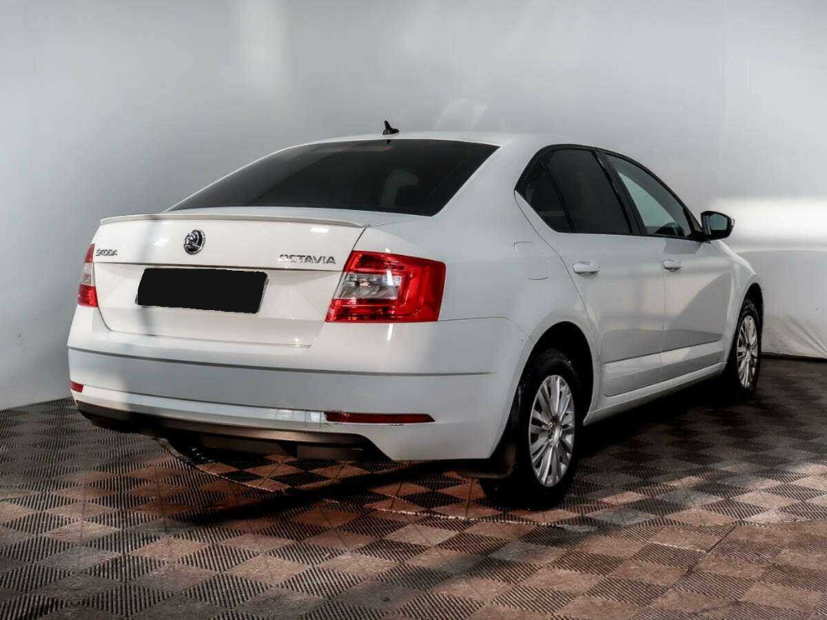 Skoda Octavia, 2018 - фото №4