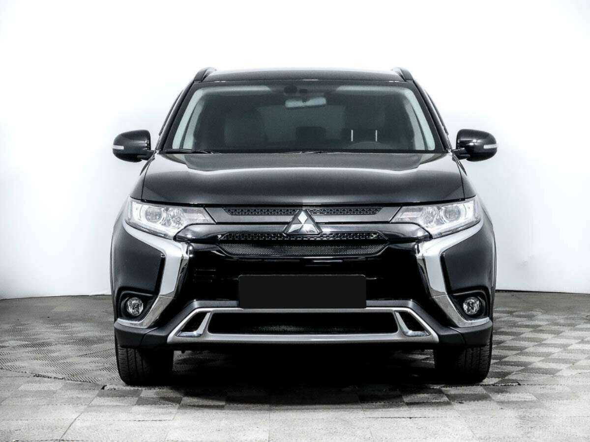 Mitsubishi Outlander, 2022 - фото №2