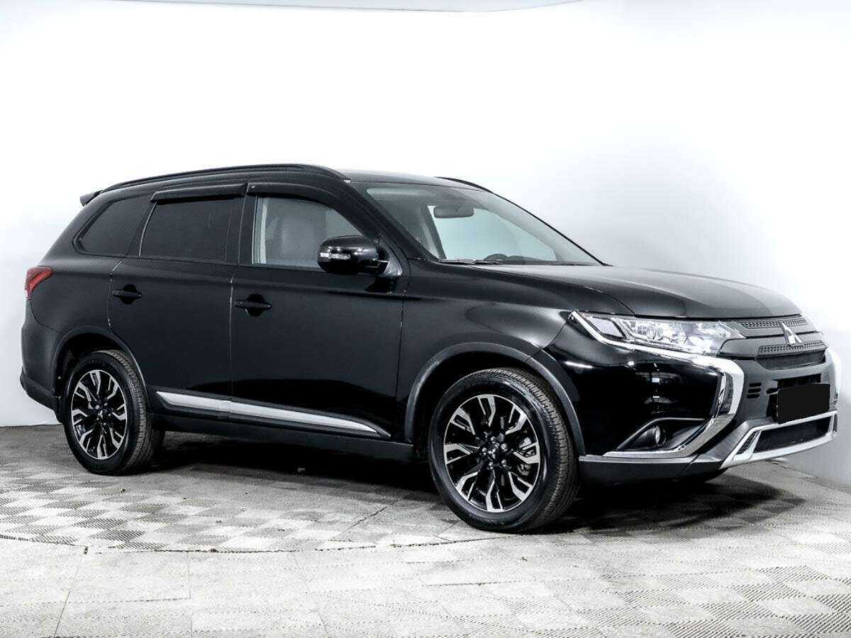 Mitsubishi Outlander, 2022 - фото №3