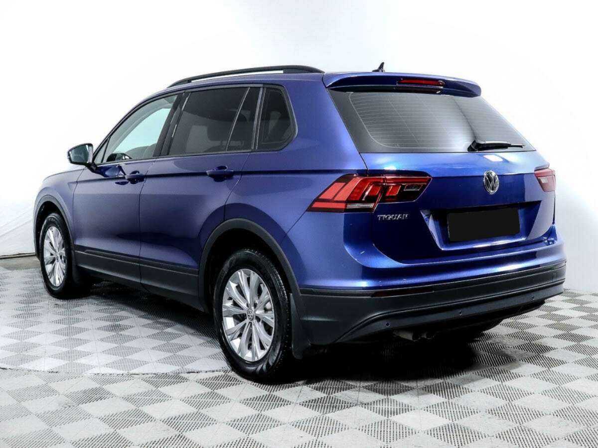 Volkswagen Tiguan, 2020 - фото №3