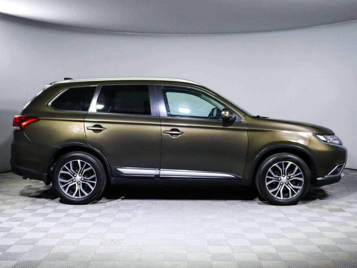 Mitsubishi Outlander, 2018 - фото №4