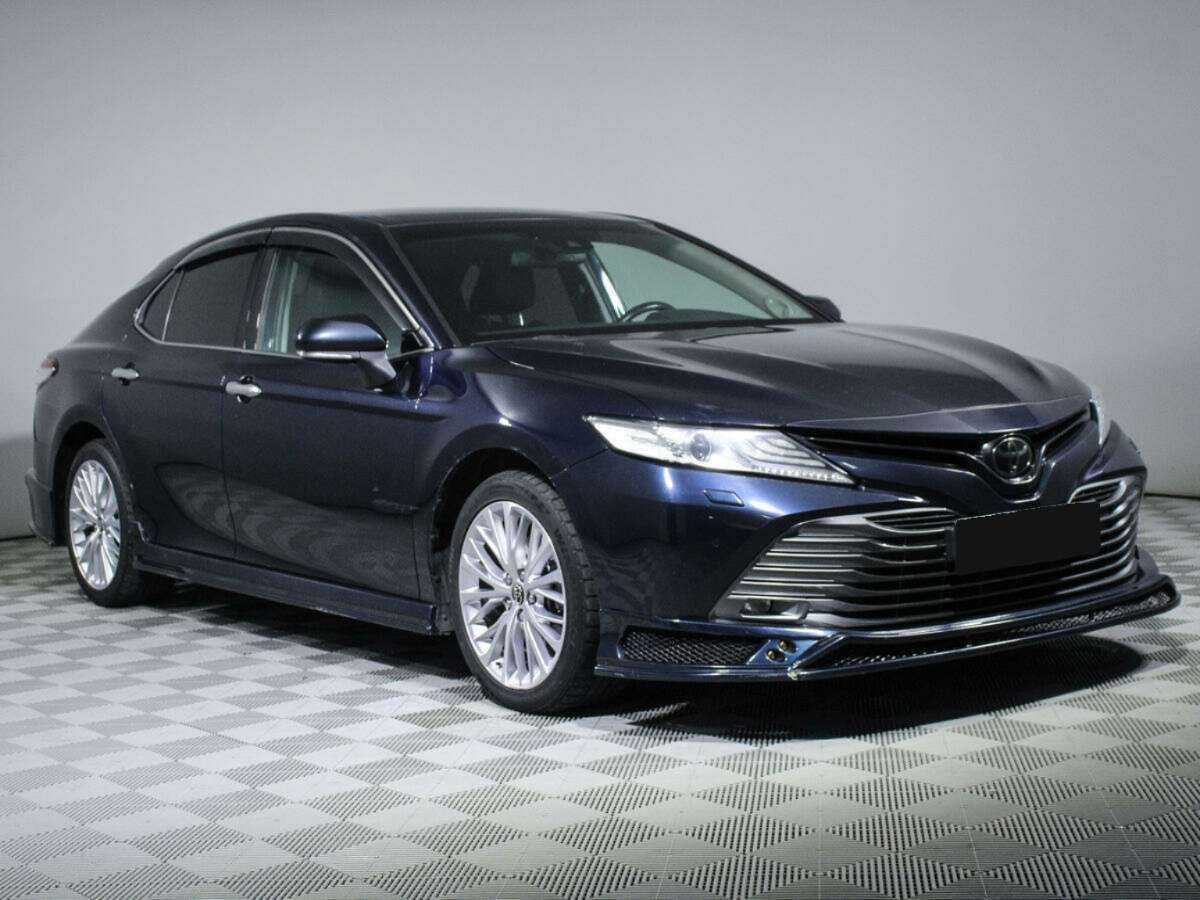 Toyota Camry, 2018 - фото №3