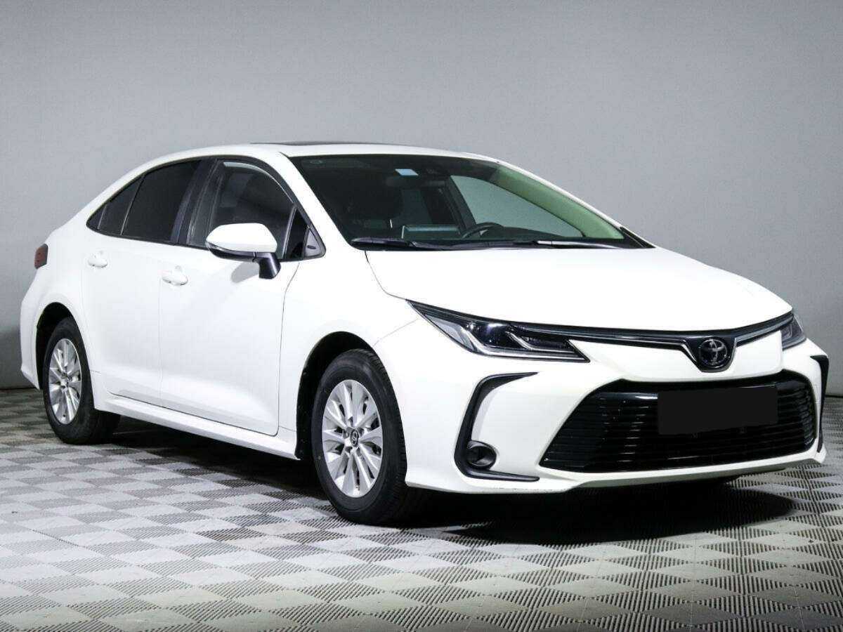 Toyota Corolla, 2022 - фото №3