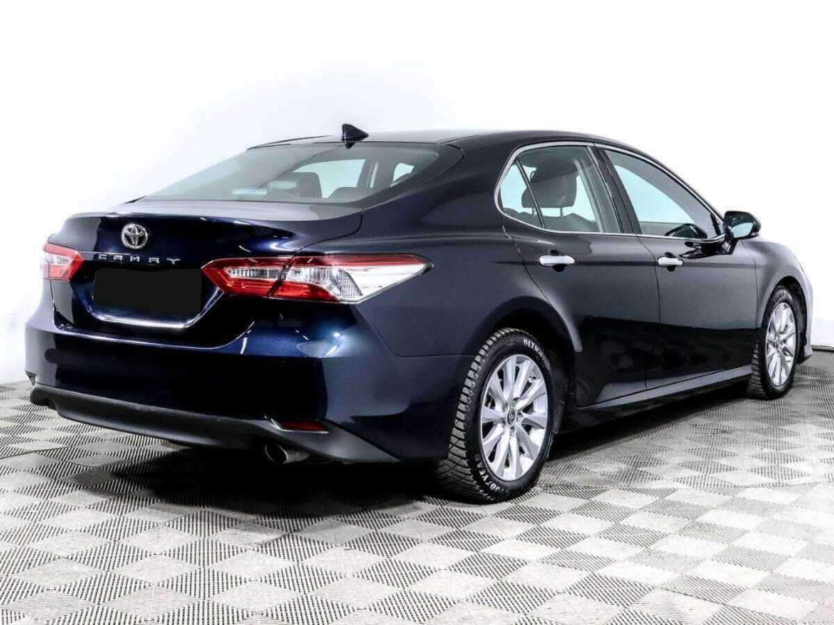 Toyota Camry, 2020 - фото №3