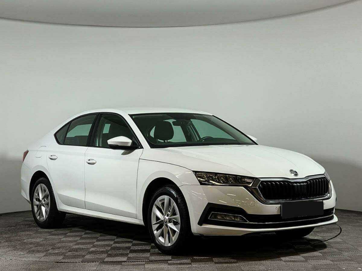 Skoda Octavia, 2021 - фото №3