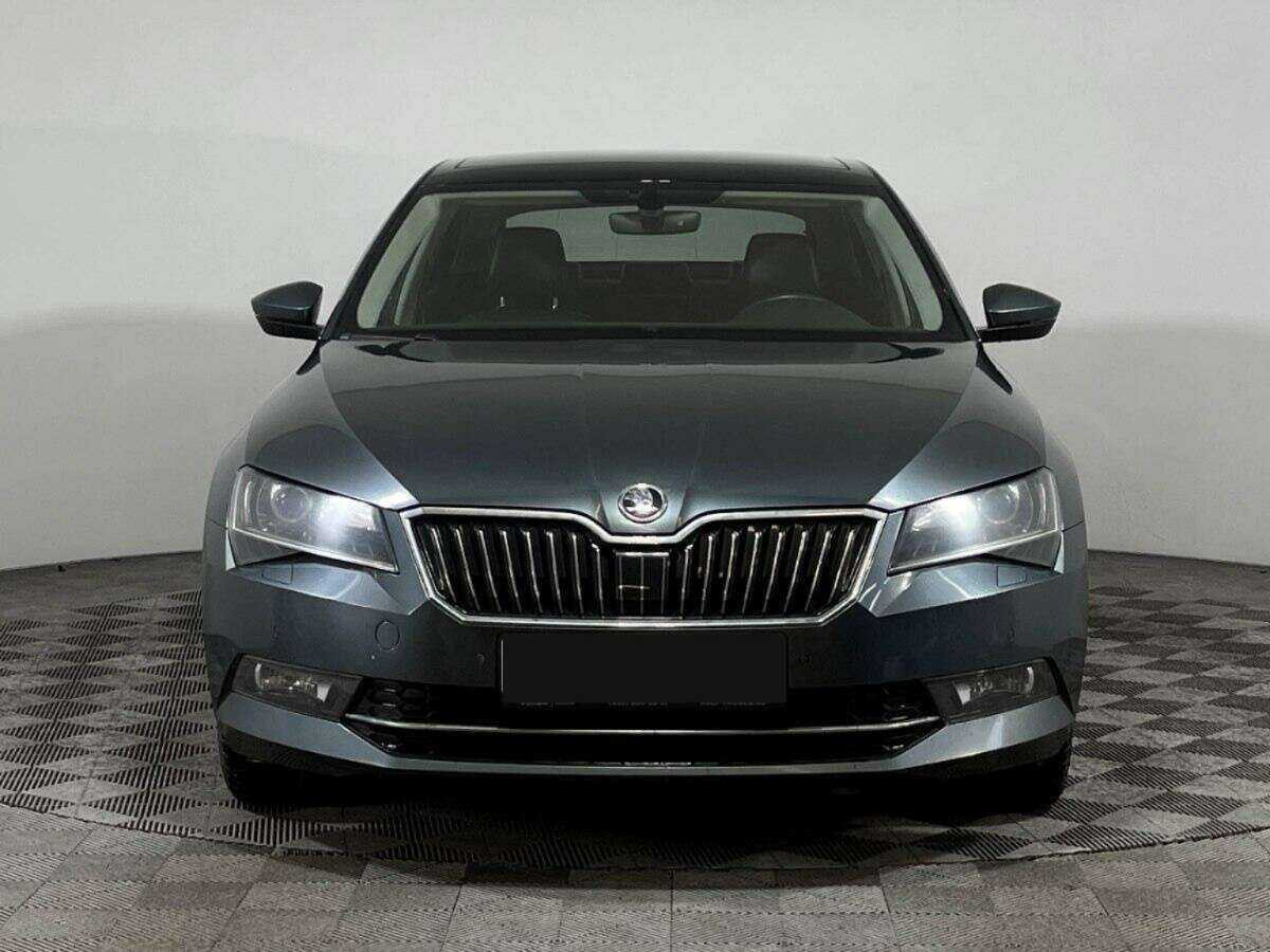 Skoda Superb, 2017 - фото №2