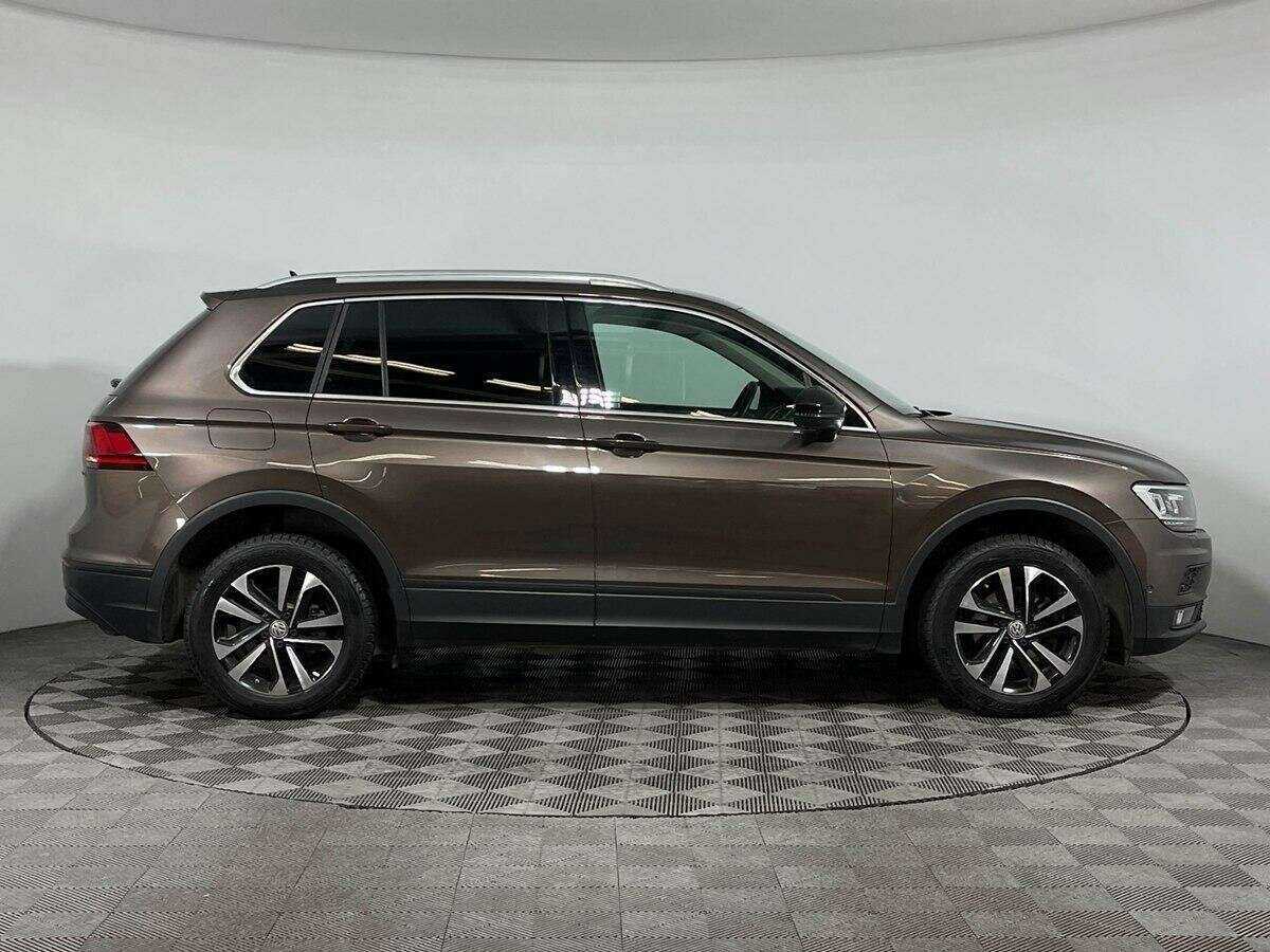 Volkswagen Tiguan, 2019 - фото №4