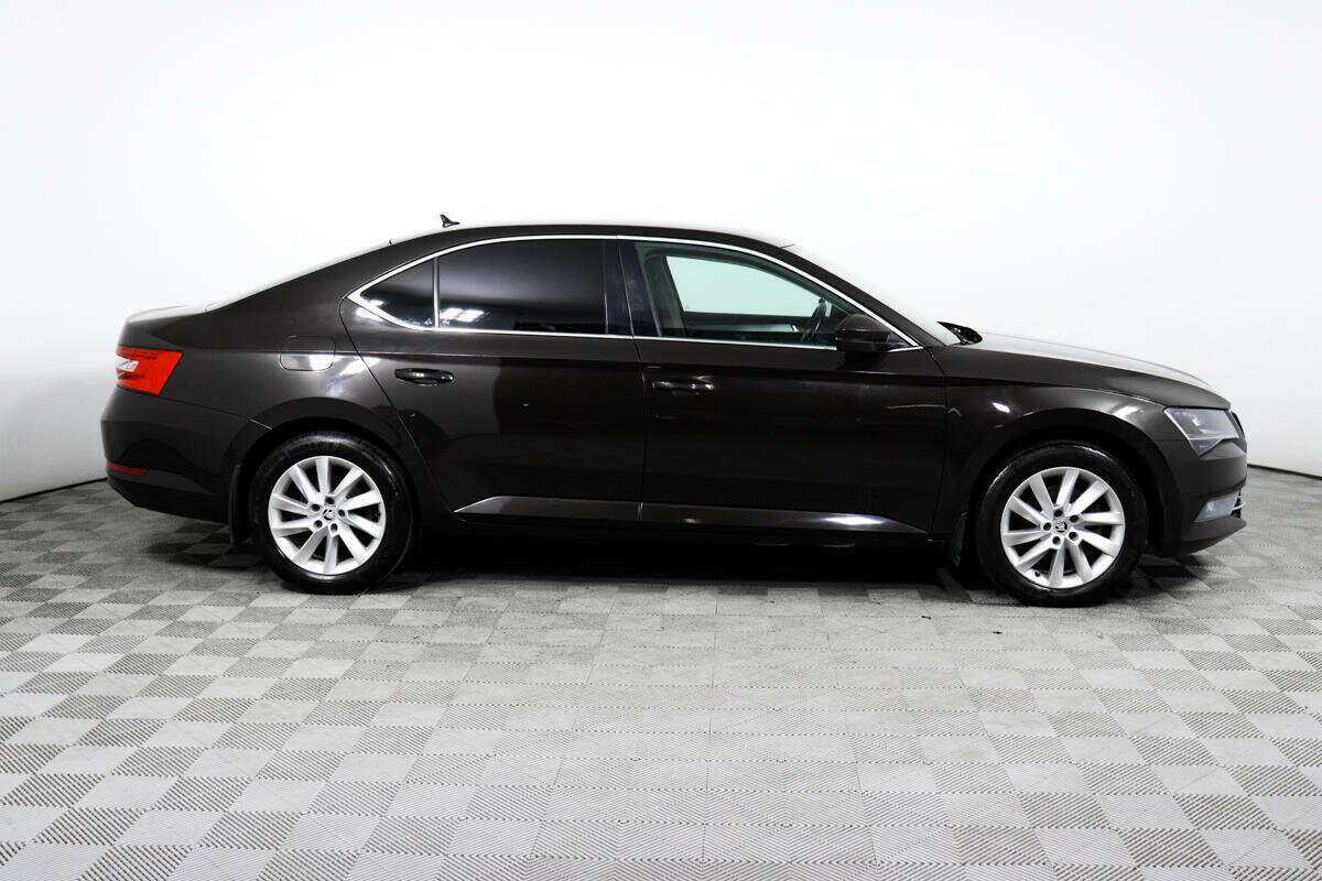 Skoda Superb, 2015 - фото №4