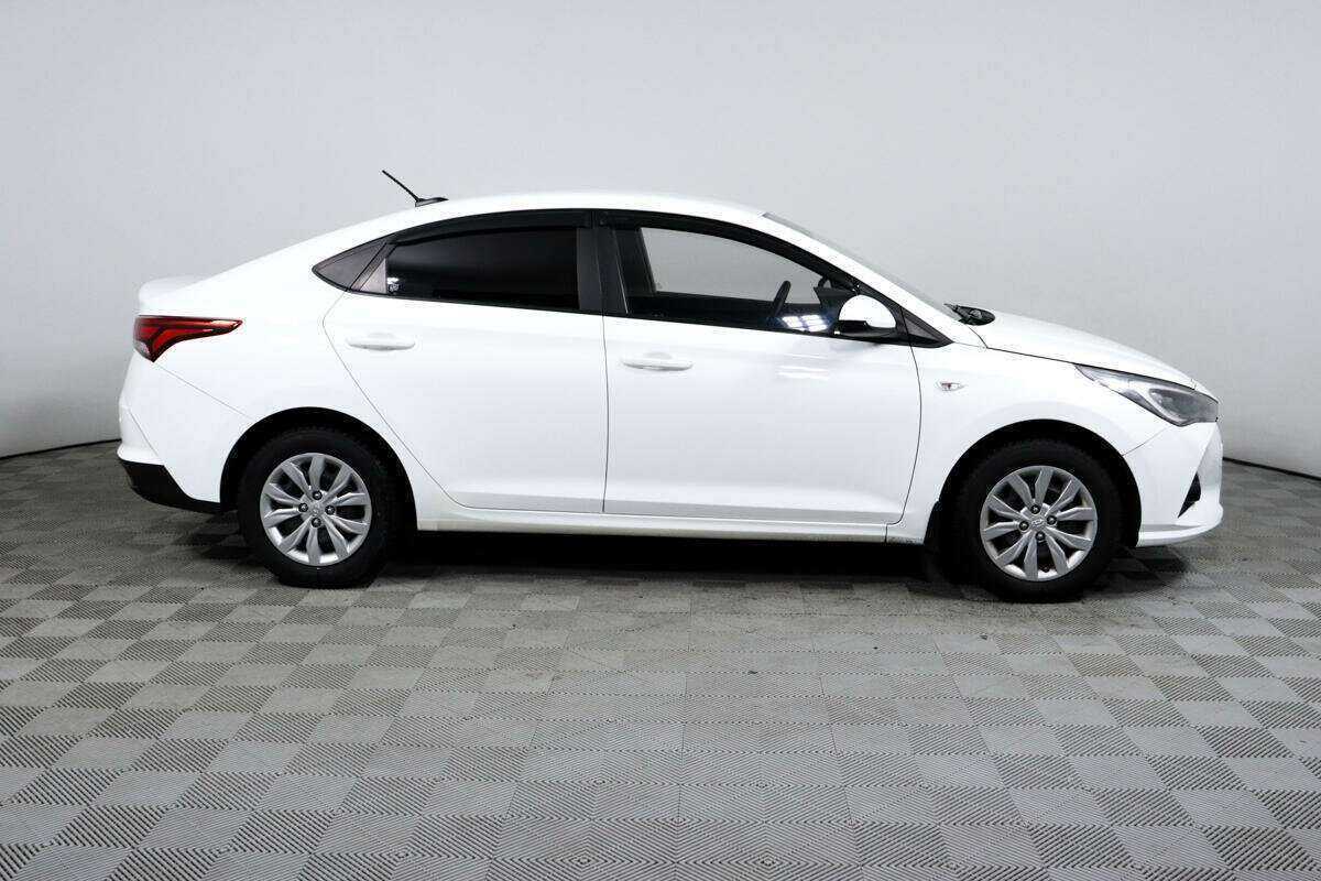 Hyundai Solaris, 2020 - фото №4
