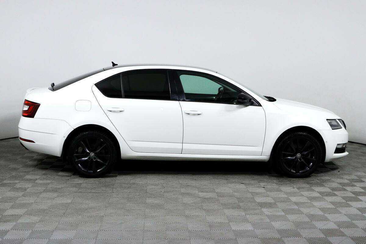 Skoda Octavia, 2017 - фото №4