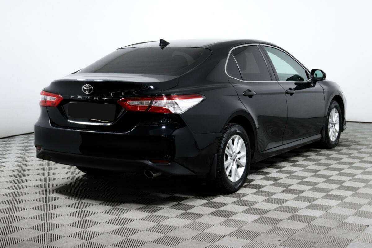 Toyota Camry, 2019 - фото №4