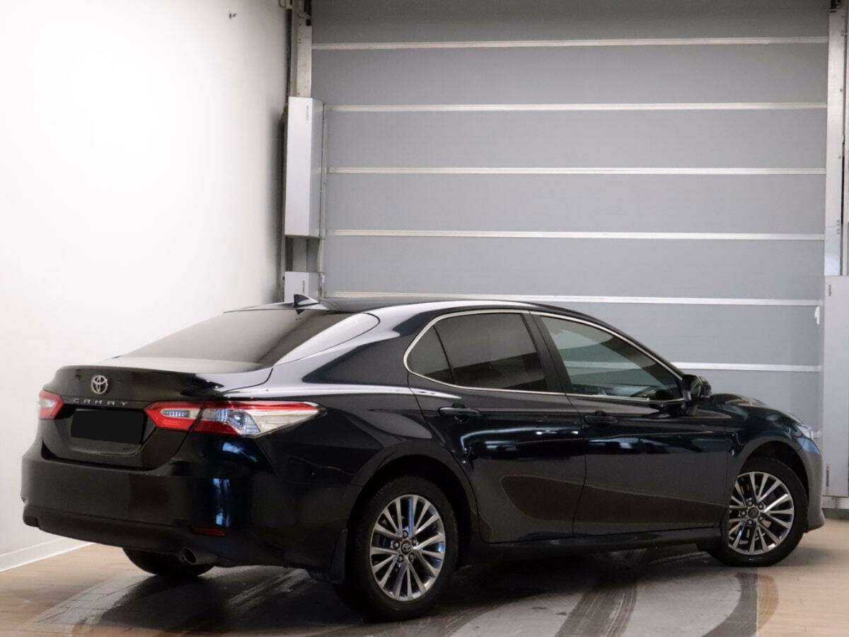 Toyota Camry, 2019 - фото №4