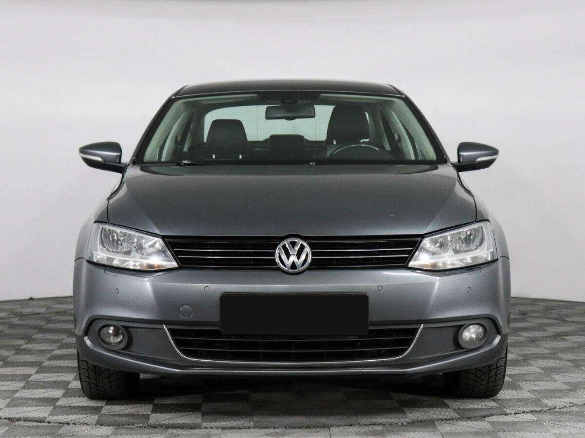 Volkswagen Jetta, 2013 - фото №2