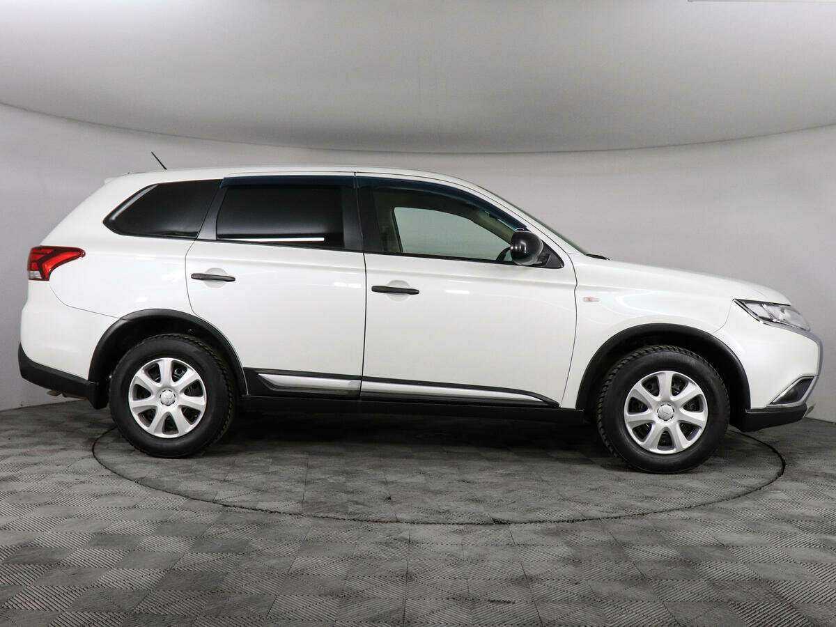 Mitsubishi Outlander, 2015 - фото №4