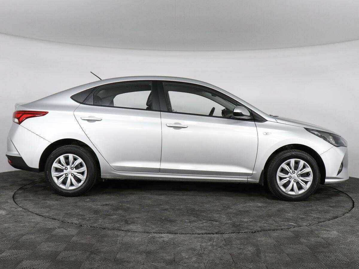 Hyundai Solaris, 2020 - фото №4