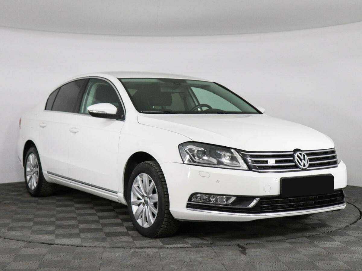 Volkswagen Passat, 2013 - фото №3